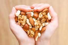 Nueces y maníes para vivir más