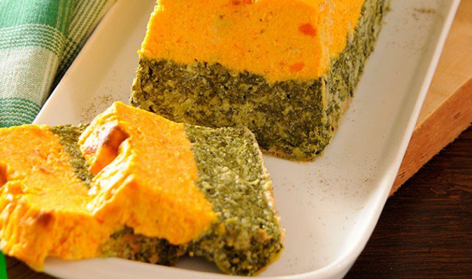 Budín y beneficios de espinaca y zanahoria