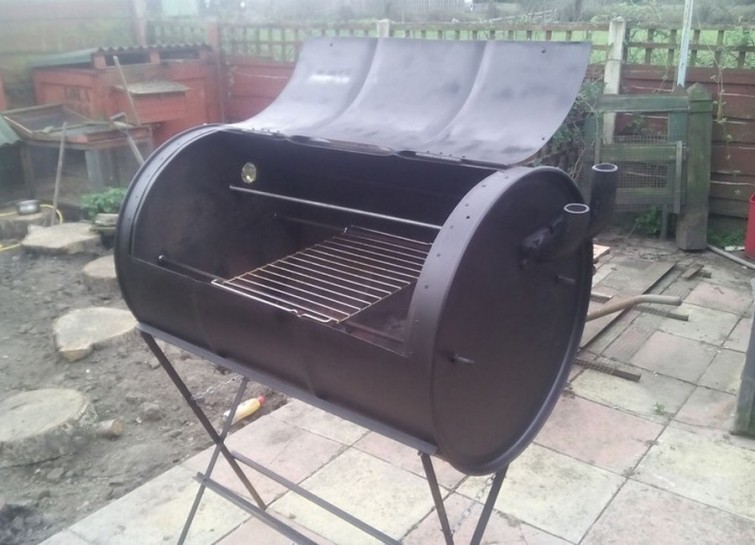 Paso a paso: horno-parrilla con un barril reciclado