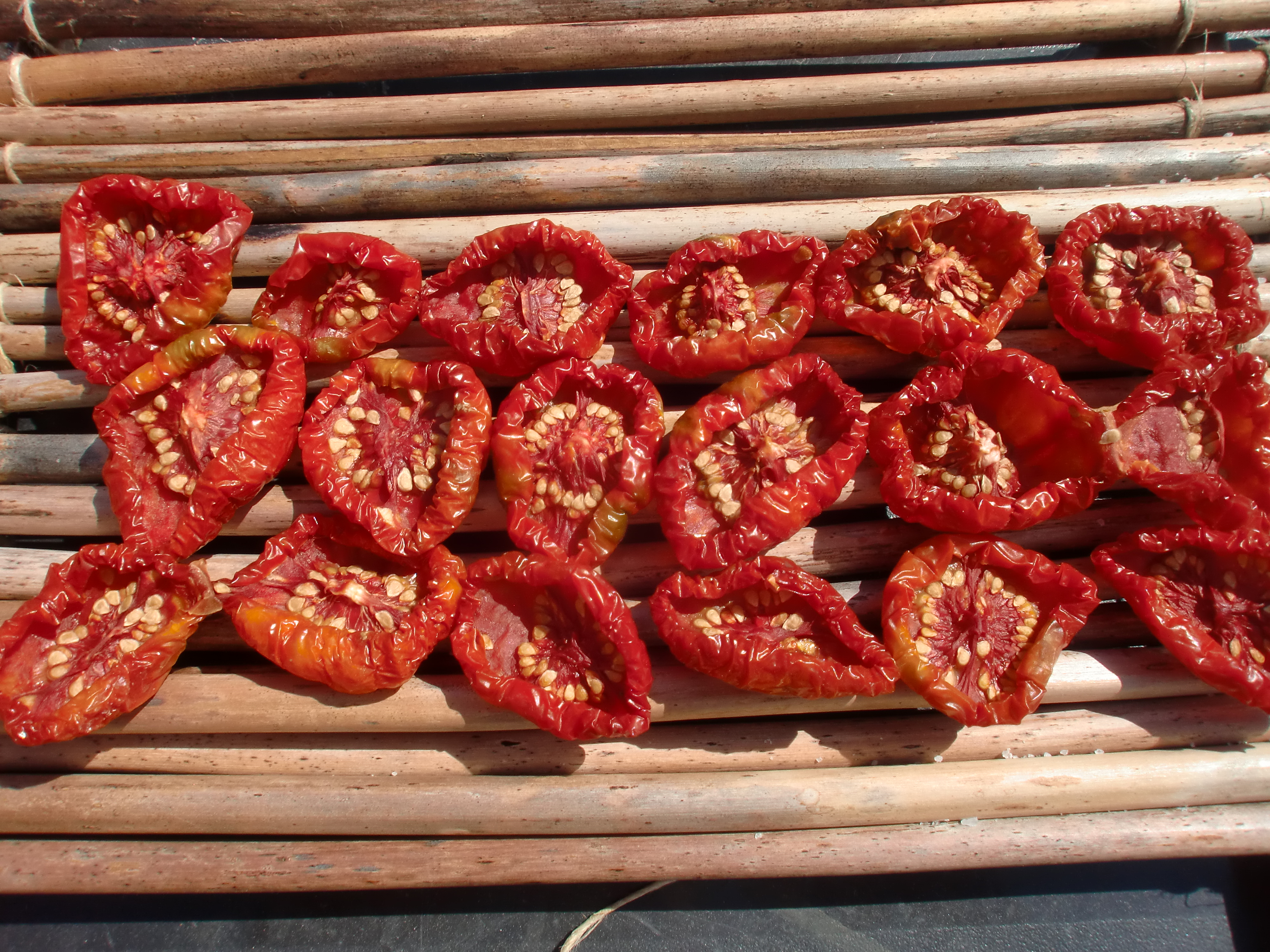 Entradita : Tomates secos.