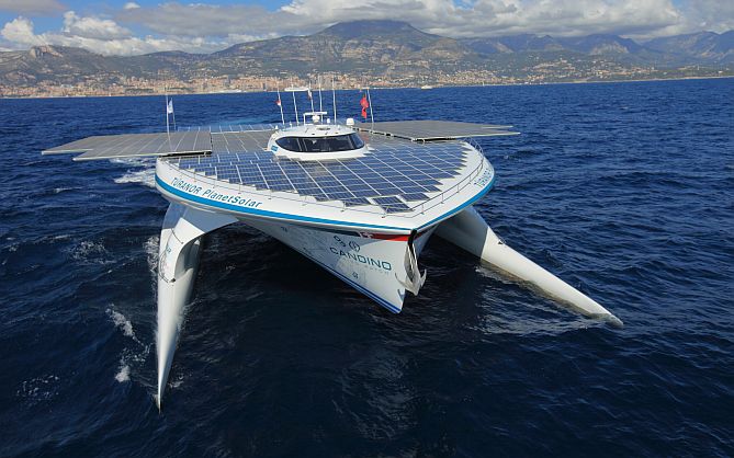 Planet Solar, la embarcación solar más grande del mundo