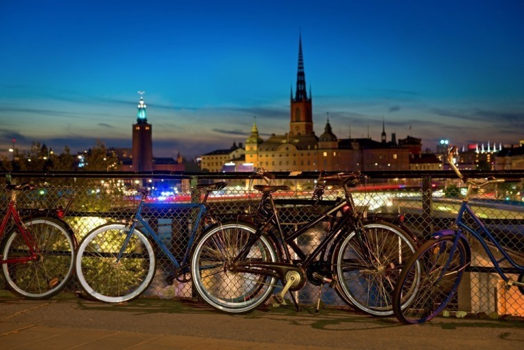 El gobierno de Suecia regala bicicletas a la población
