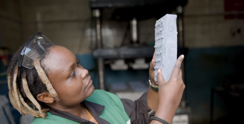 Mujeres que aprovechan la tecnología para proteger el planeta