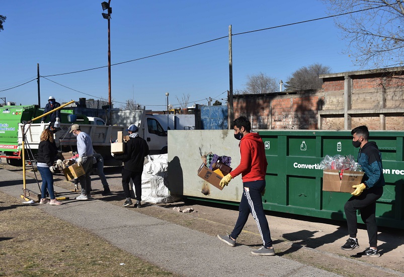 Nueva jornada de Ecocanje en Bahía Blanca